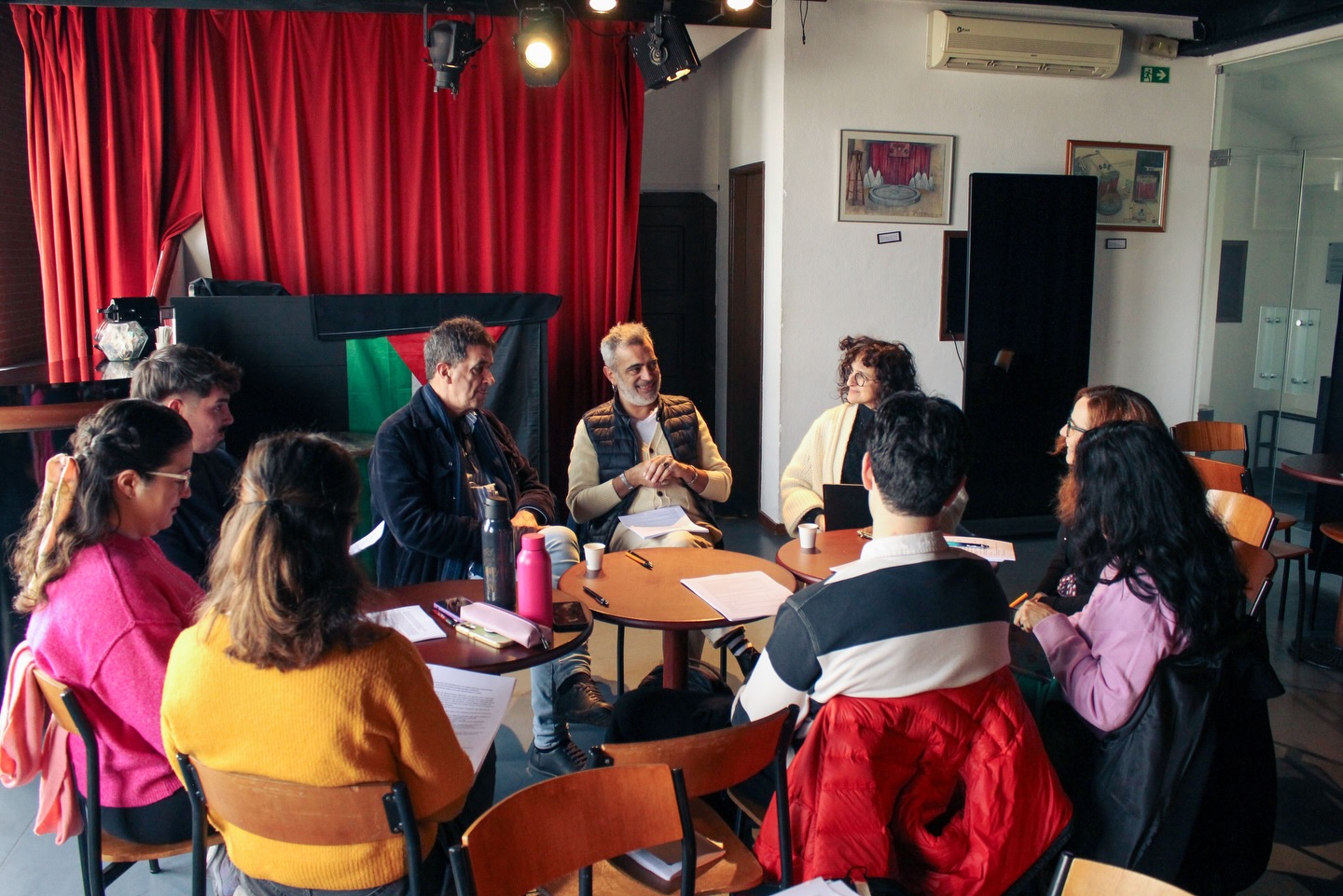 643625599 18304961209286724 319520197379840645 N